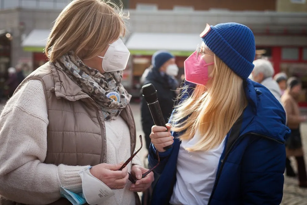 Zwei Vertreterinnen des Bündnis Herne im Gesppräch